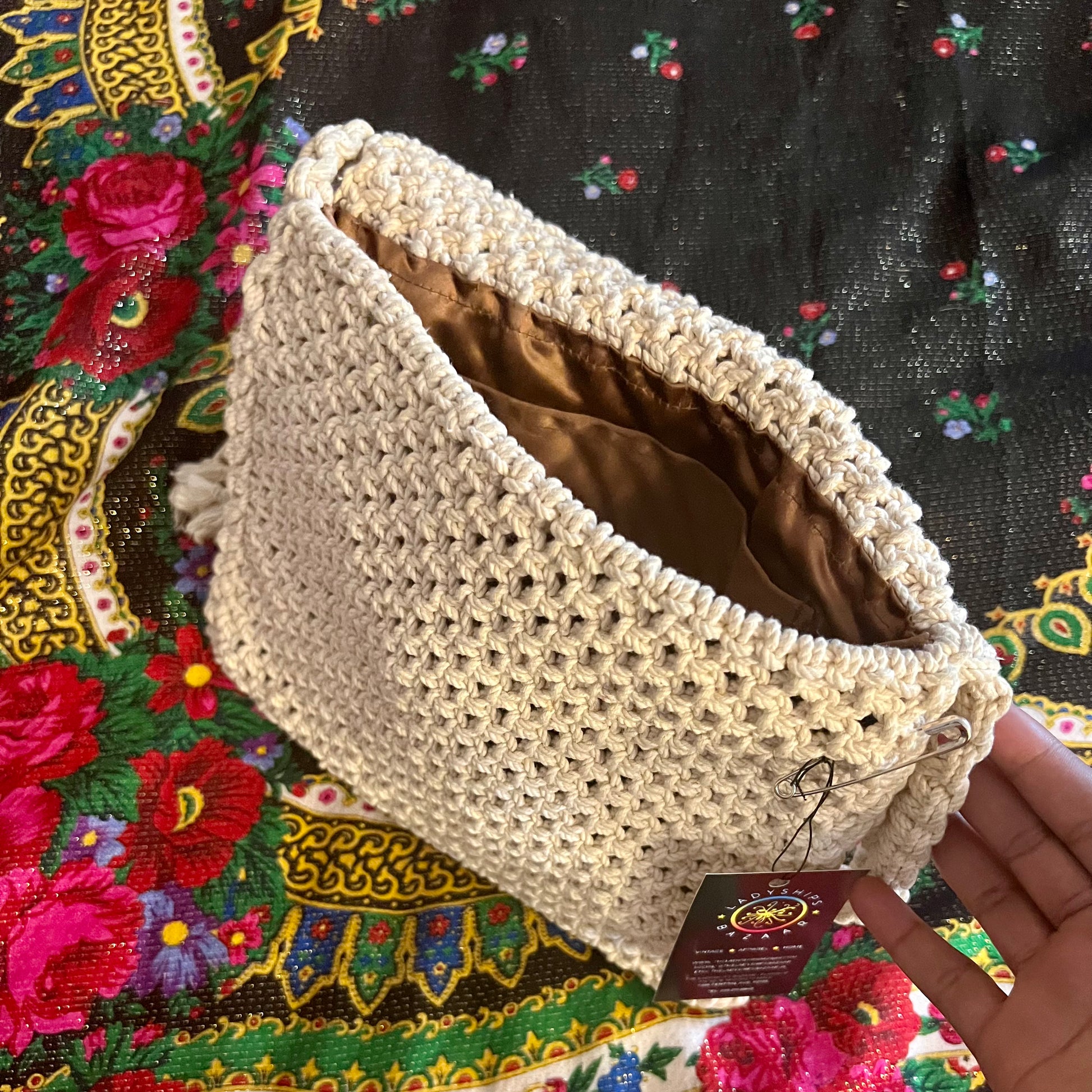 1970s handmade macrame shoulder bag with Amber beads and brown satin lining