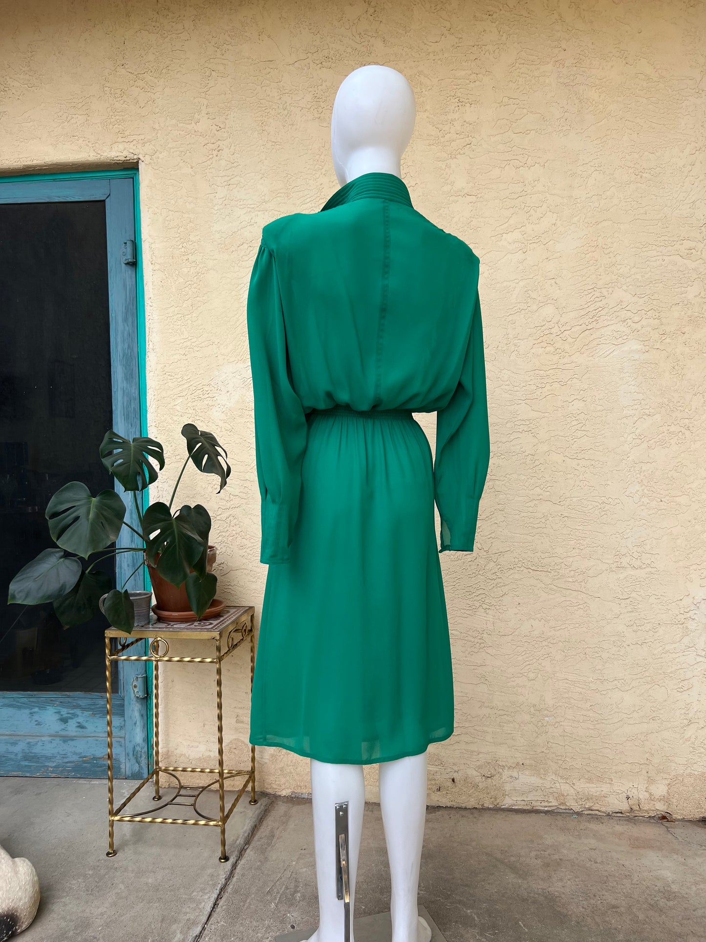 Green Wave, 1970s Vintage Longsleeve Dress